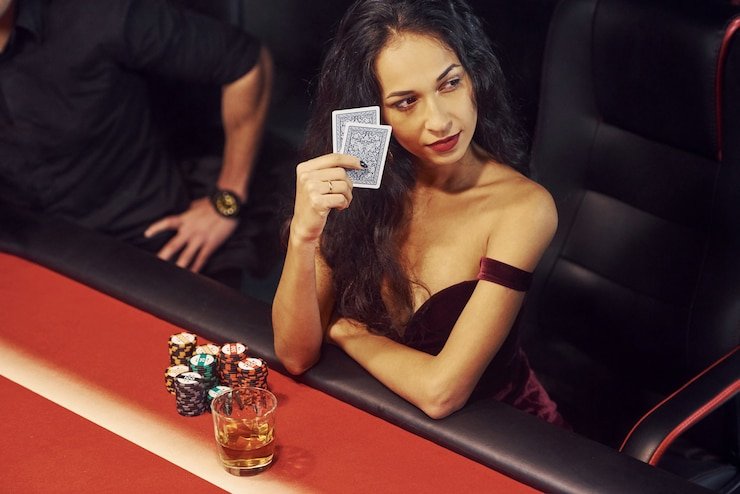 Studio Live Casino dengan dealer profesional di cmbet